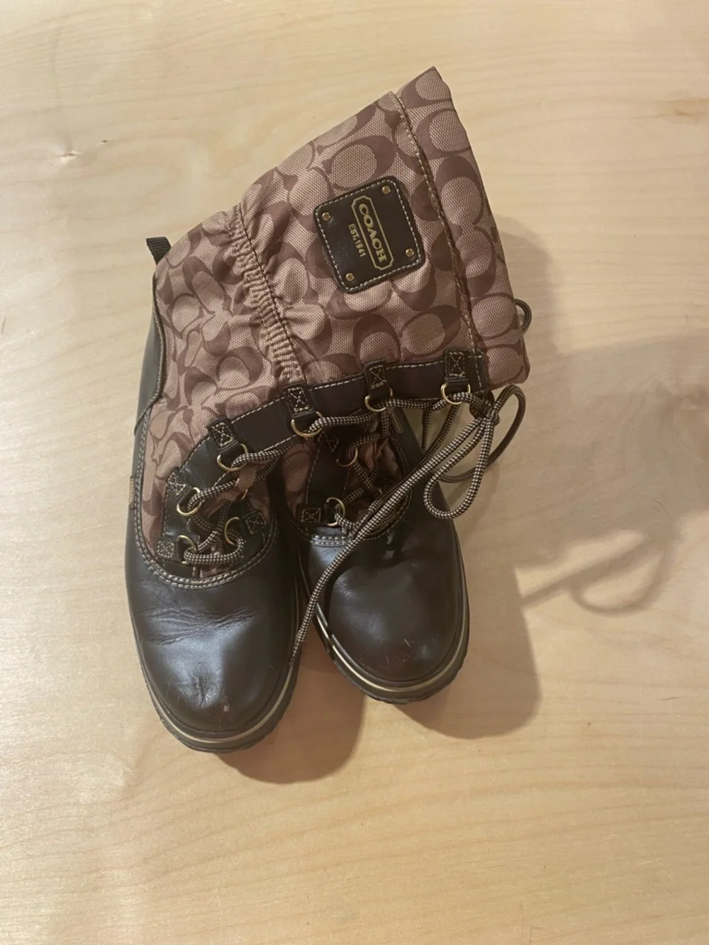 Coach Brown Signature Logo Lace-Up Winter Boots 8B (RD)